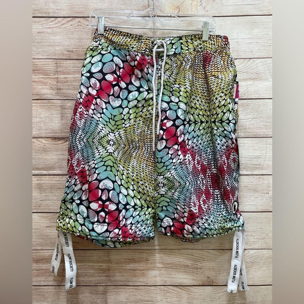 NEW WITH TAGS FLOW‎ SOCIETY LACROSSE SHORTS IN SCALES PRINT